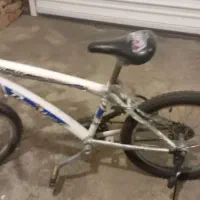 دوچرخه ۲۰|دوچرخه، اسکیت، اسکوتر|ایوان, |دیوار