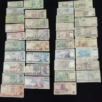 مجموعه اسکناس خارجی و کلکسیونی کشورهای مختلف|کلکسیون سکه، تمبر، اسکناس|قم, آزادگان|دیوار