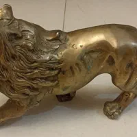 مجسمه برنجی قدیمی