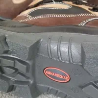 کفش ایمنی|کیف، کفش، کمربند|خورموج, |دیوار