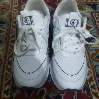 کفش اسپرت سایز ۴۰