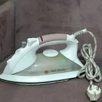 اتو بخار . اتو لباس