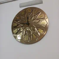 ساعت دیواری