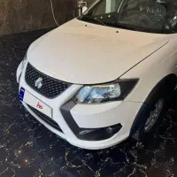 کوئیک RS صفر 1404 سفید مشکی