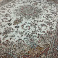 دو عدد فرش ، ۱۲ متری و۶ متری نگین مشهد