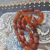 تسبیح سنگ عقیق کهنه|کلکسیون اشیاء عتیقه|ساوه, |دیوار