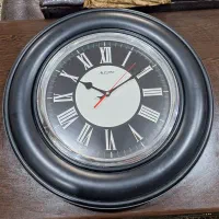 ساعت دیواری