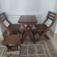 میز و صندلی چوبی
