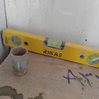 یک عدد تراز و گردبر سرامیک