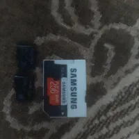 ۴عدد مموری ۲۵۶گیگ  و ۳۲ گیک و ۸ گیگ