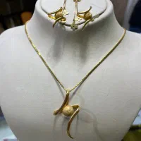 طلا ۱۰۰بالای تابلو