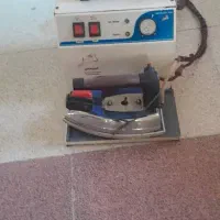 یک دستگاه اتو