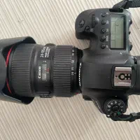 دوربین canon 6D mark II + لنز 24-105 mark II