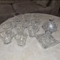 دو دست فنجان و دو عدد قندان ست