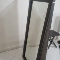 آینه قدی و ویترین