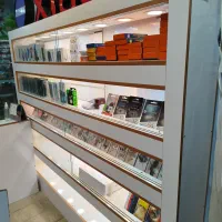 ویترین موبایل فروشی