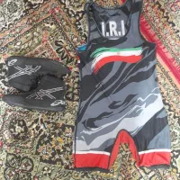 لباس کشتی دوبنده دوطرفه و کفش