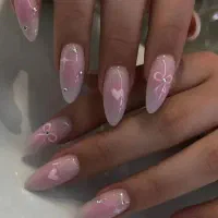 استخدام ناخونکار حرفه ای