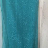 شال و لباس|لباس|صدرا-فارس, فاز ۲|دیوار