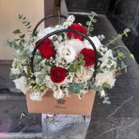 باکس گل کیفی فقط تا امشب 780 تومن با ارسال