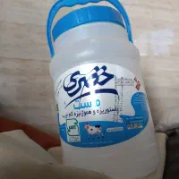 دبه دو کیلویی و شیشه ربی