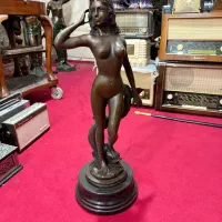 مجسمه برنز چین