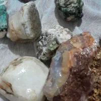 سنگ های عقیق قیمتی ونیمه قیمتی درلنگرود|بدلیجات|قنوات, |دیوار