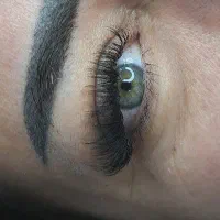 کاشت مژه وکاشت ناخن تخفیف ۲۰درصدی /شهرک ارم