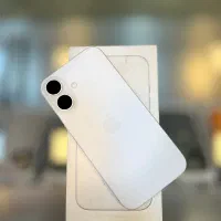 آیفون ۱۶ نرمال۱۲۸ سفید باتری۱۰۰ سایکل۸۴ با گارانتی