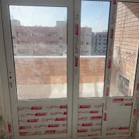 نصاب پنجره دوجداره پی وی سی و المینیوم