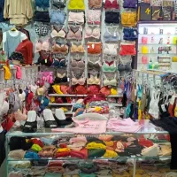 واگذاری غرفه لباس زیر در صفویه اسب زین کرده