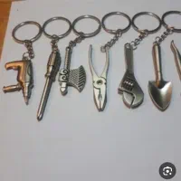 یک عدد دسته کلید بادو عدد قفل