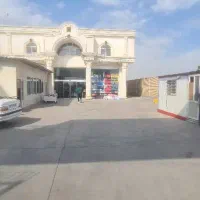 کارگر تولید لوله سفید