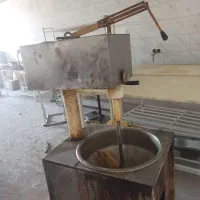 یک عدد داغزن همزن بارجورکن سوهان پز|ماشینآلات صنعتی|اصفهان, قهجاورستان|دیوار