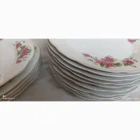 بشقاب گل سرخی قدیمی