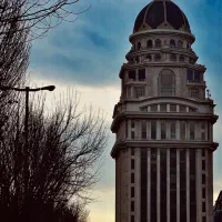 فروش تک واحدی نوساز و فول و شخصی ساز بر بلوار بهشت