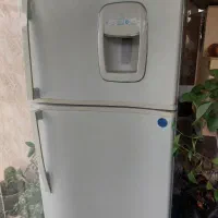 یخچال فریزر صنام ۴ کشو با آبسردکن کاملا سالم