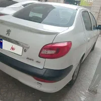 پژو۲۰۷ اتومات صندوق دار