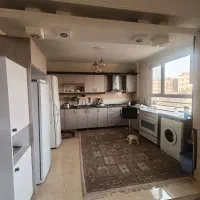 130متر سه خواب سنددار پارکینگ اختصاصی