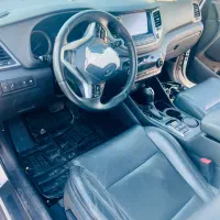 تصادفی توسان ۲۰۱۷ سفید|خودرو سواری و وانت|تهران, شهید فکوری|دیوار