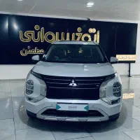 میتسوبیشی اوتلندر Hline/اتوخسروانی شعبه کرمان