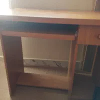 میز کامپیوتر و صندلی چرخان