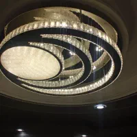 لوستر کارکرده 3 حالته ریموت دار در حد نو|لوستر و چراغ آویز|تهران, هفت حوض|دیوار