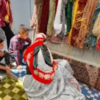 آموزشگاه قالی بافی