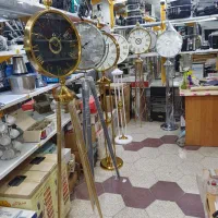 ساعت ایستاده فلزی با ابکاری