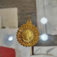 پلاک ۱۵ گرمی