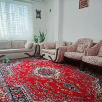 مبل ۷نفره درحد نو.  ومیز غذا خوری ۶نفره|مبلمان خانگی و میز عسلی|رودسر, |دیوار