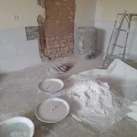 گچکاری و ابزار و لکه گیری