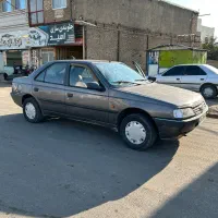 پژو روا عروسک