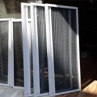 تولید ونصب توری پلیسه باکیفیت تحویل یک روزه